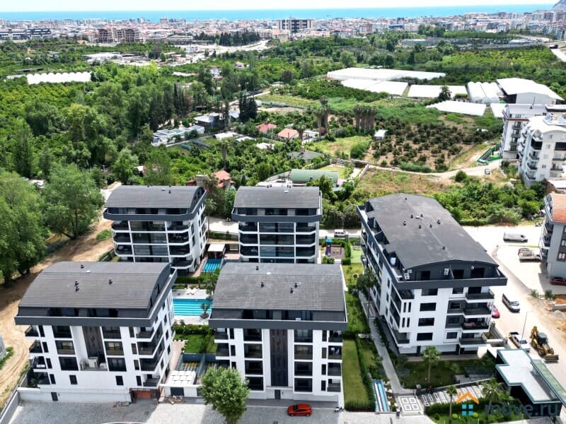 3-комн. квартира, 150 м²