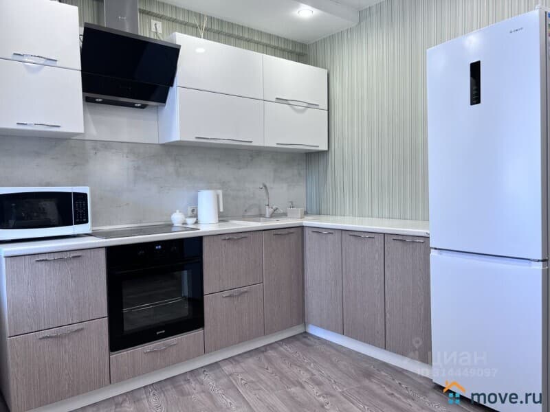 1-комн. квартира, 421 м²