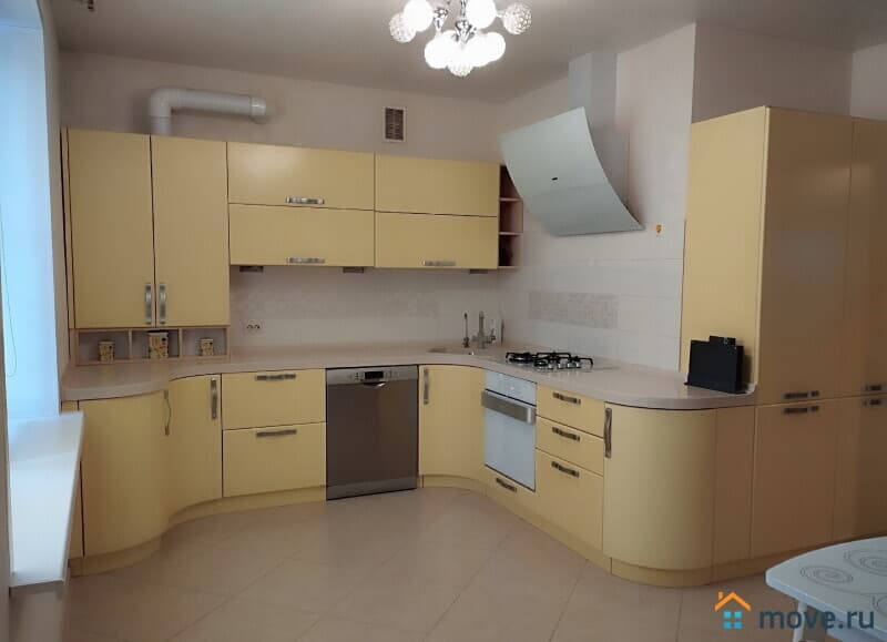 4-комн. квартира, 134 м²