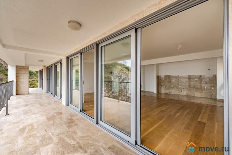 4-комн. квартира, 160 м²