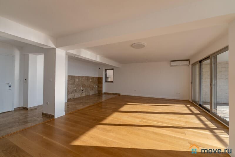 4-комн. квартира, 160 м²