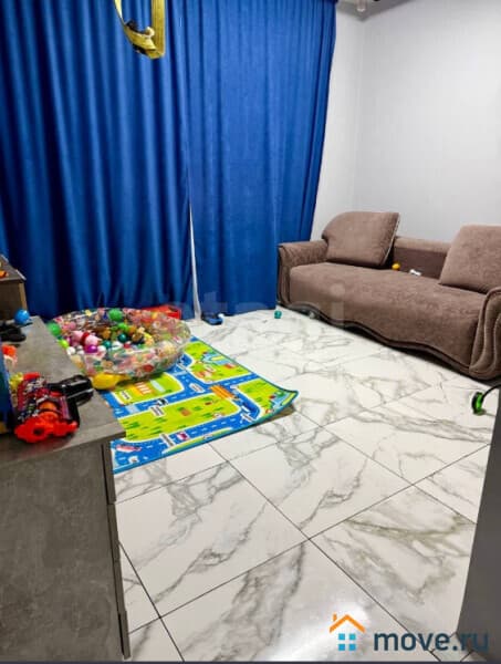 4-комн. квартира, 140 м&sup2;