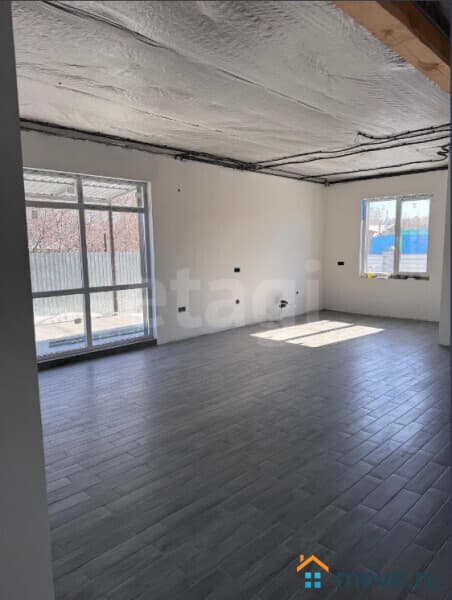 дом, 130 м&sup2;