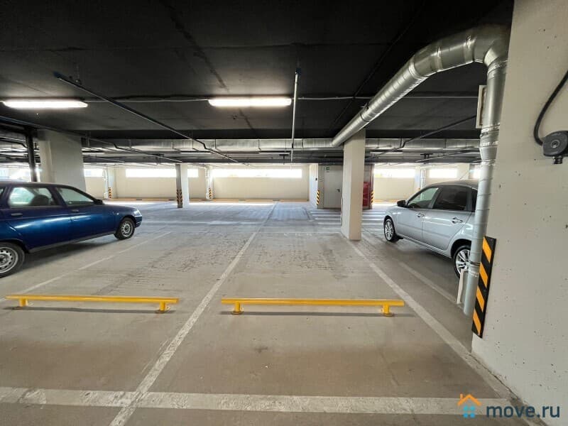 машиноместо, 14 м²