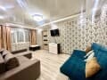 Снять трехкомнатную квартиру на сутки, 65 м², этаж 4 из 5. Фото 1