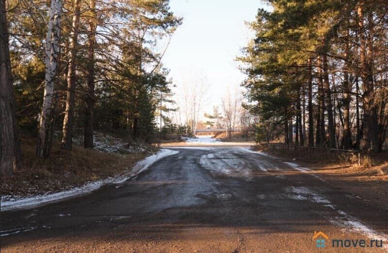 нежилое здание, 3000 м²