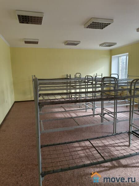 койко-место, 40 м²