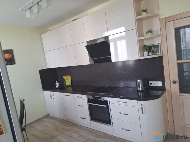3-комн. квартира, 96 м²