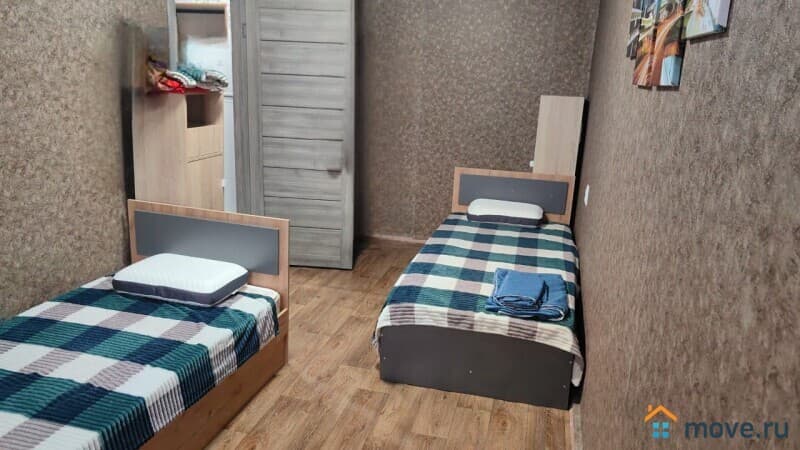 койко-место, 65 м²