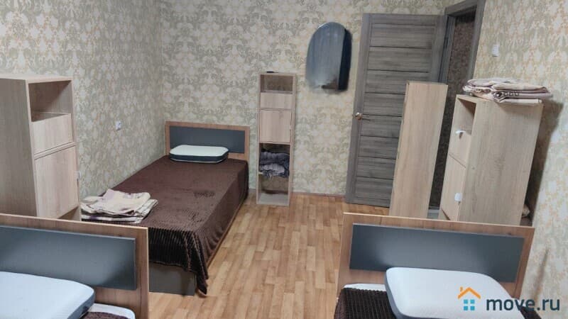 койко-место, 65 м²