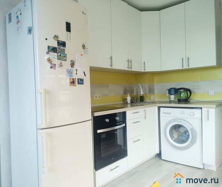 3-комн. квартира, 65.4 м²