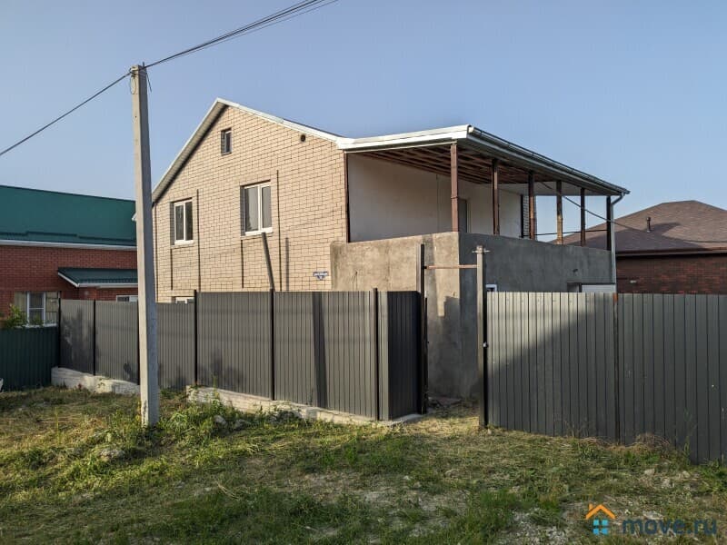 дом, 180 м²