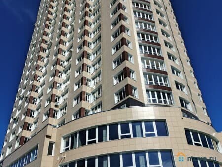 Продается 1-комнатная квартира, 53.8 м², Хабаровск, улица Набережная, 29