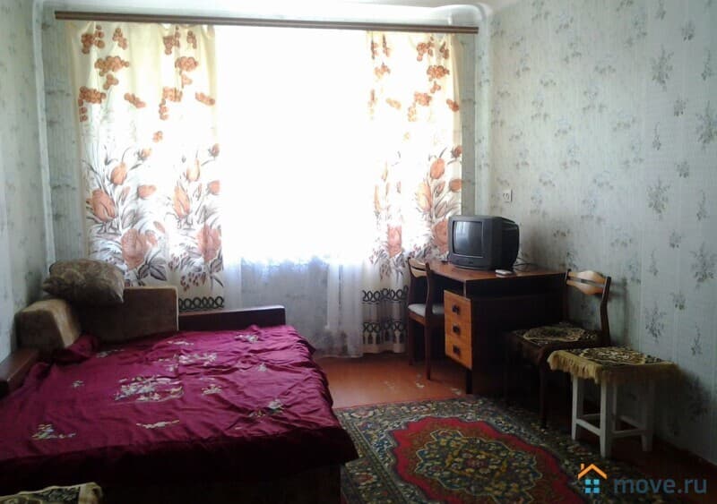 комната, 33 м²