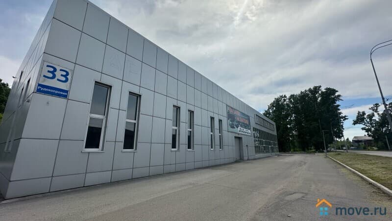 нежилое здание, 793.2 м²