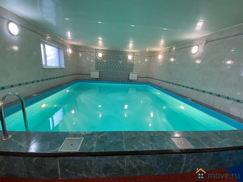 коттедж, 525 м²