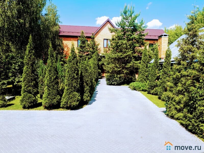 коттедж, 525 м²