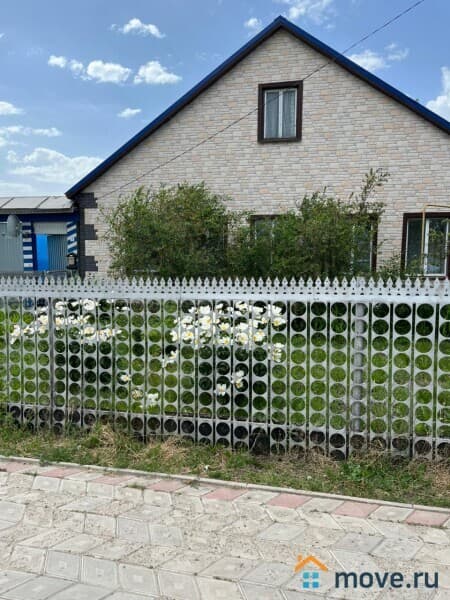 дом, 140 м²