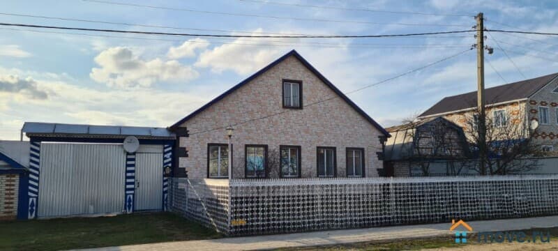 дом, 140 м²