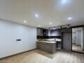 Продажа двухкомнатной квартиры, 65 м², этаж 1 из 7. Фото 2