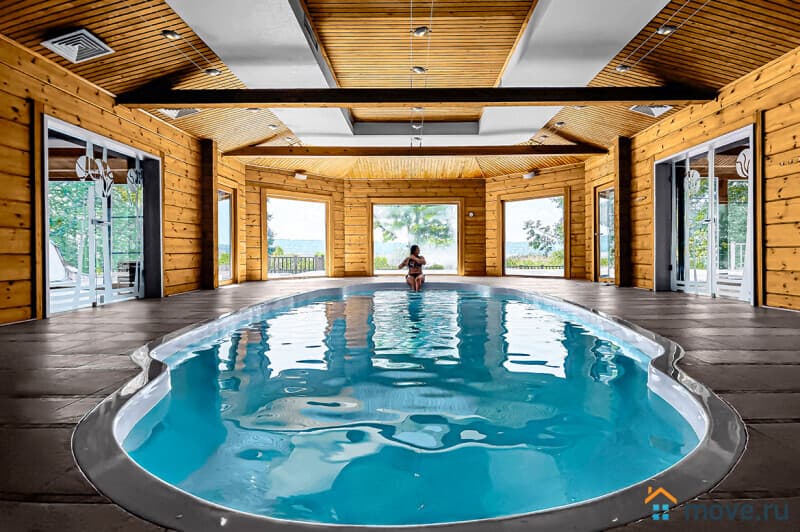 коттедж, 450 м&sup2;