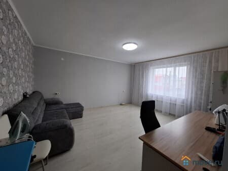 Продаем 1-комнатную квартиру, 46 м², Салехард, мкр солнечный, 30