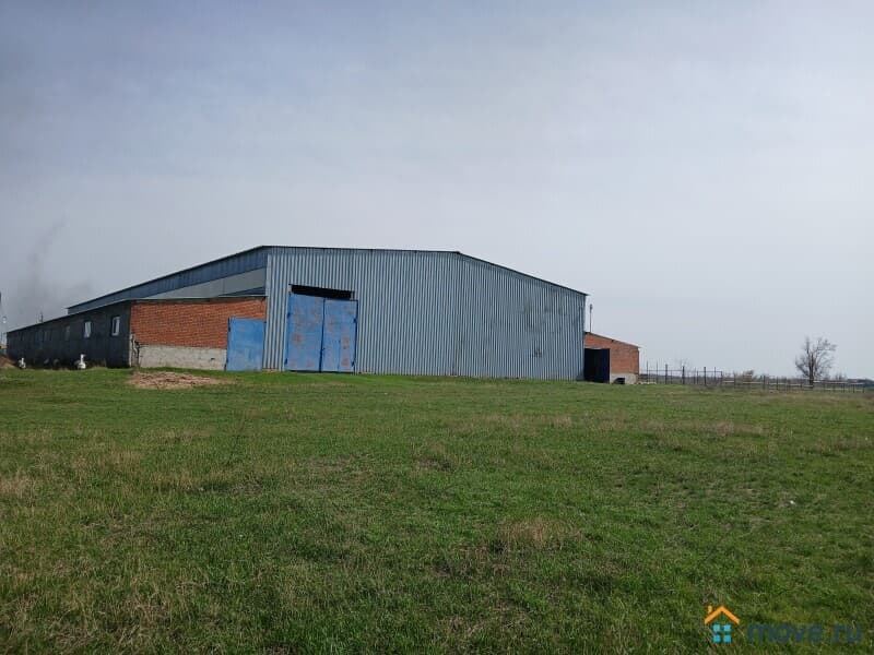 склад, 2200 м&sup2;