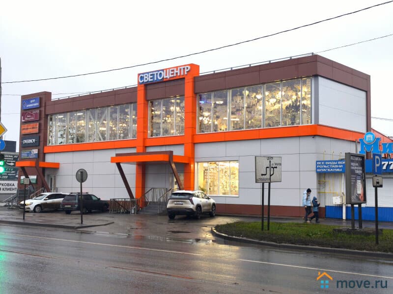 отдельное здание, 1920 м²
