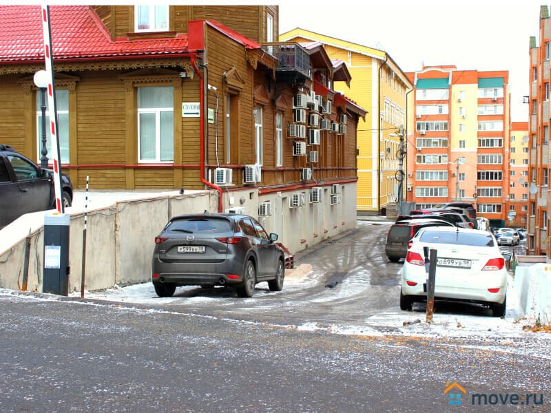 отдельное здание, 1541 м²