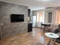 Снять однокомнатную квартиру посуточно, 40 м², этаж 3 из 5. Фото 1