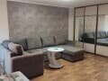 Снять однокомнатную квартиру посуточно, 40 м², этаж 3 из 5. Фото 2