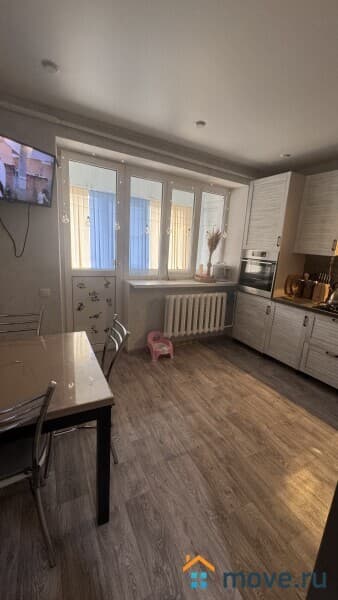 коттедж, 250 м²