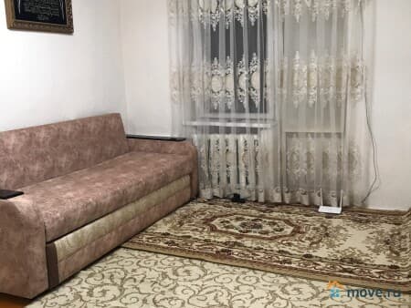 Продаю 2-комнатную квартиру, 60 м², Малгобек, улица Орджоникидзе, 8