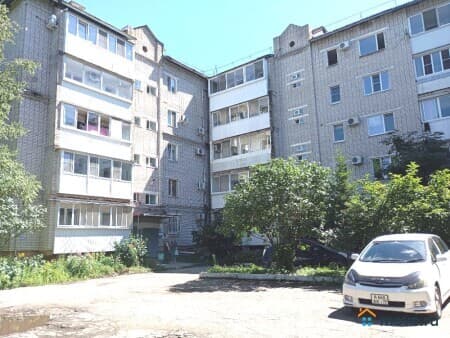 Продажа 3-комнатной квартиры, 62.7 м², Биробиджан, улица Ленина, 42