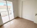 Купить трехкомнатную квартиру, 93 м², этаж 2 из 3. Фото 11