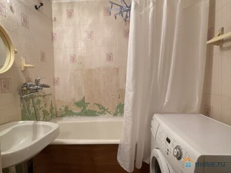 Продаем 1-комнатную квартиру, 33.2 м², Южно-Сахалинск, улица Комсомольская, 237А