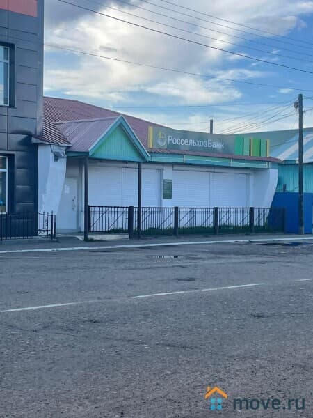 нежилое здание, 140.3 м²