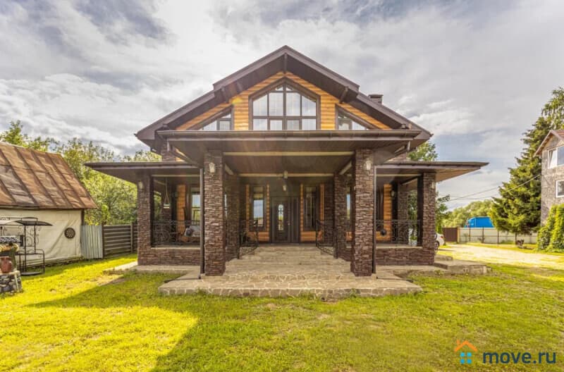 коттедж, 250 м&sup2;