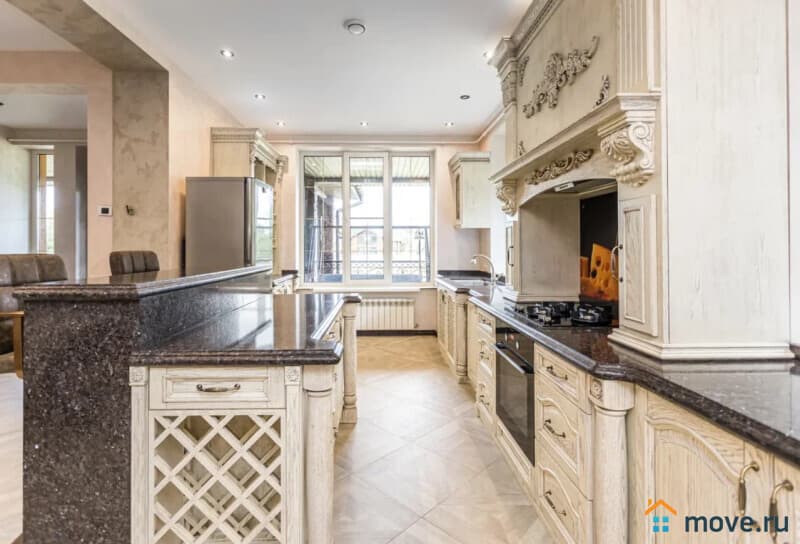 коттедж, 250 м&sup2;