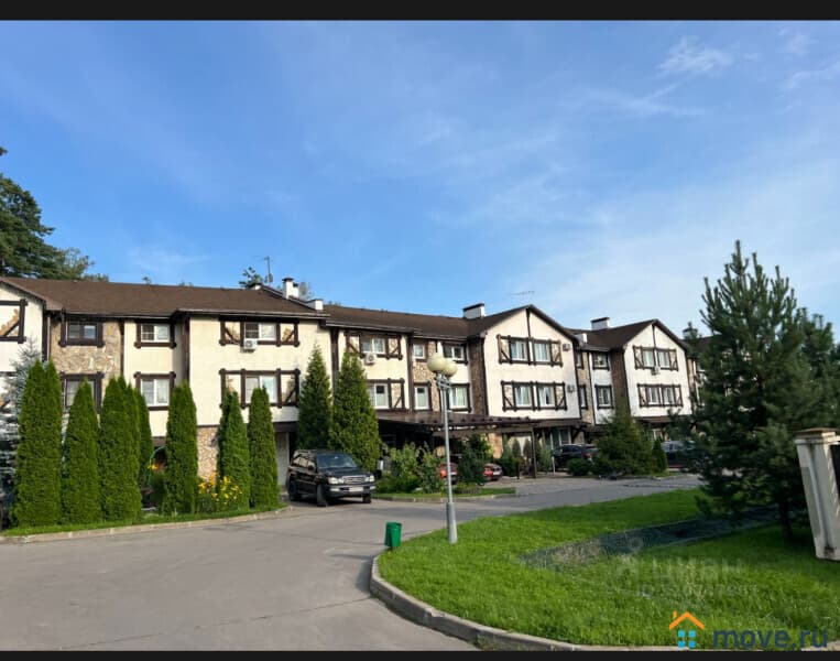 таунхаус, 250 м²