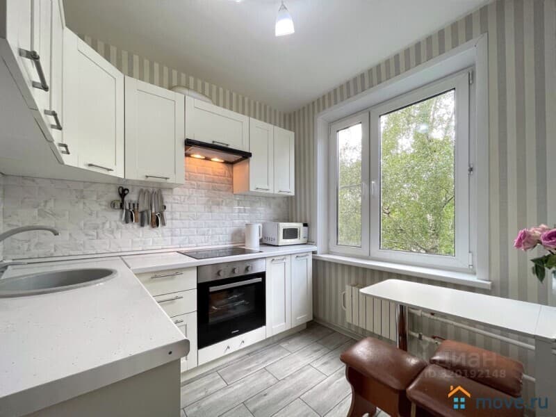 4-комн. квартира, 66 м²