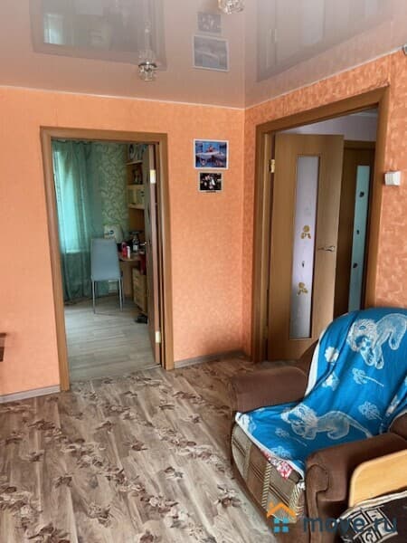 дом, 100 м²