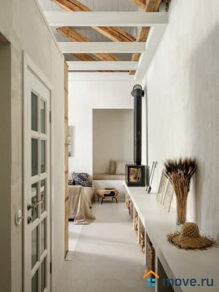 студия, 60 м²