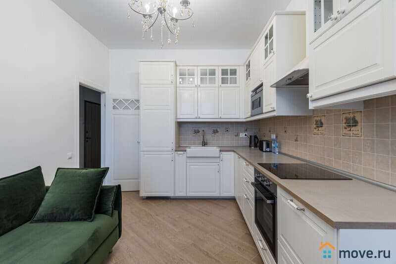 студия, 50 м²