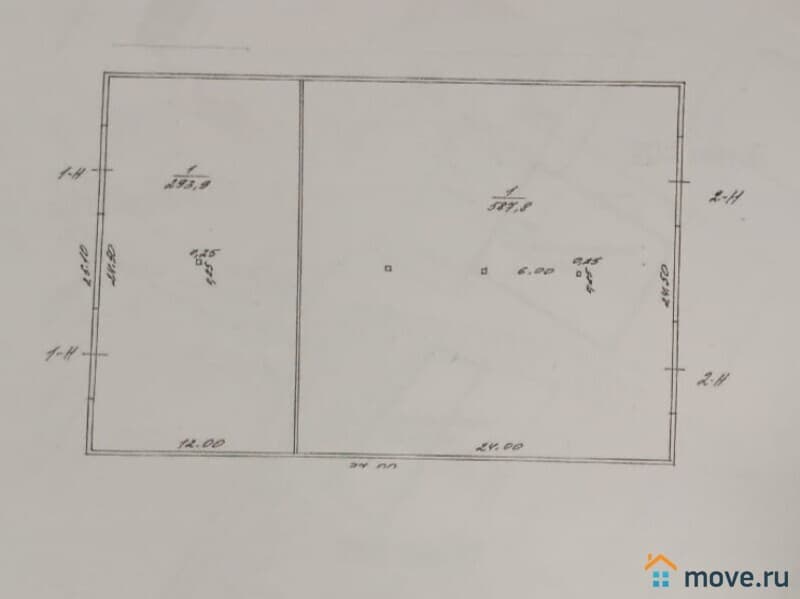 нежилое здание, 900 м²