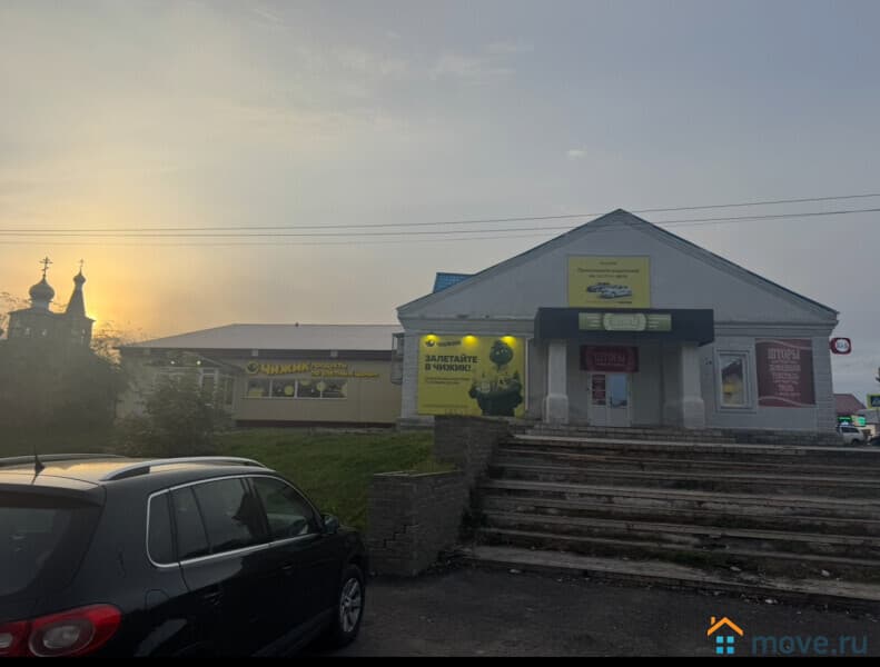 торговое помещение, 760 м²