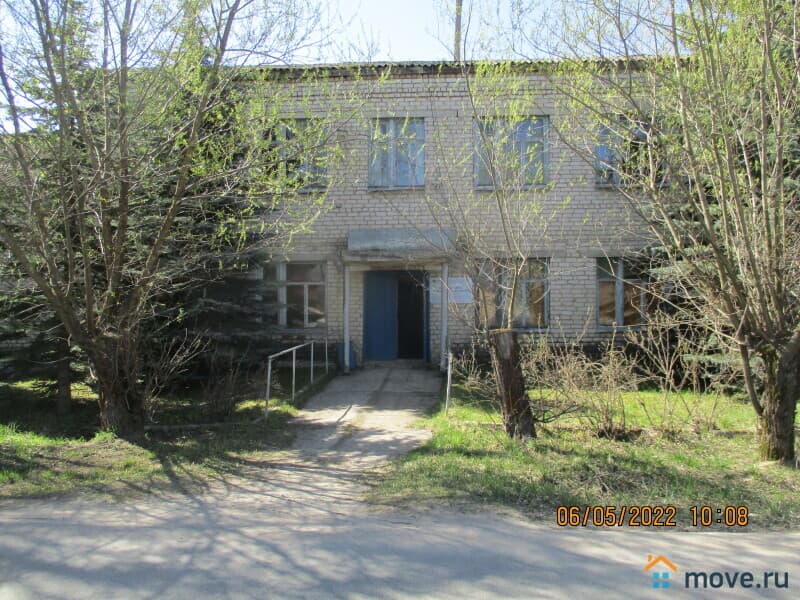 нежилое здание, 914.7 м²