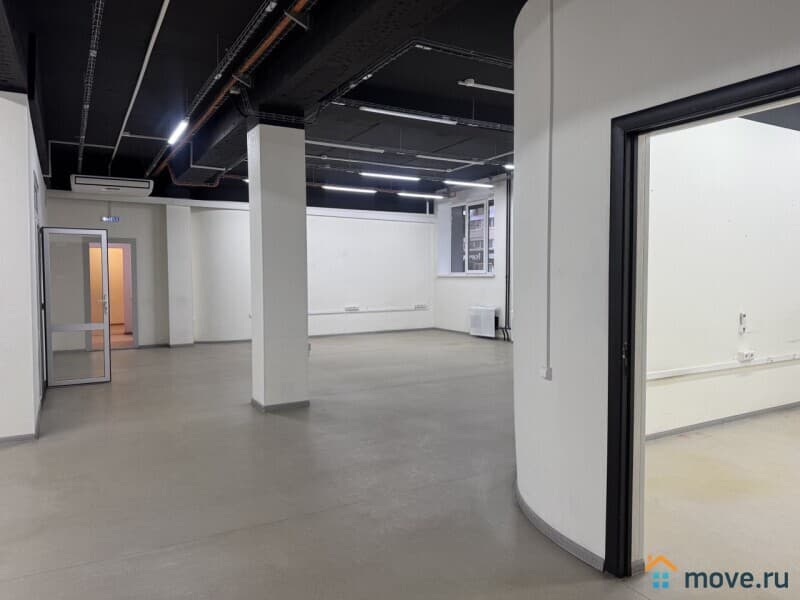 офис, 670 м&sup2;