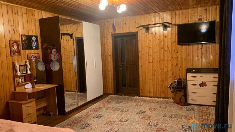 коттедж, 290 м²