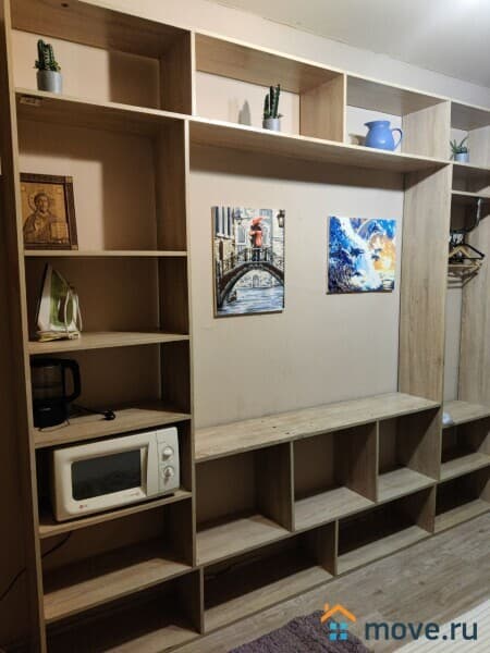 койко-место, 90 м²